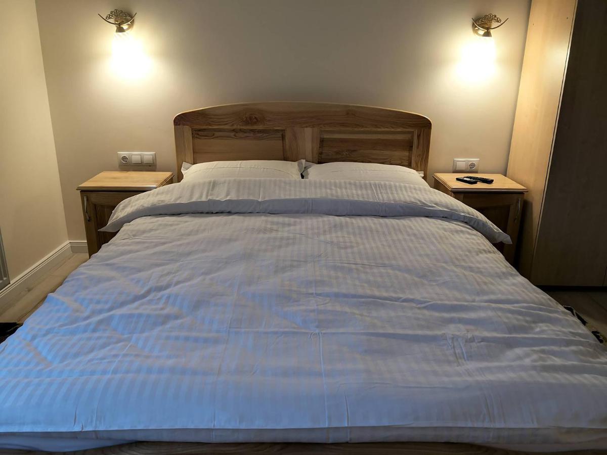 Casa Nely Hotell Sighetu Marmaţiei Eksteriør bilde