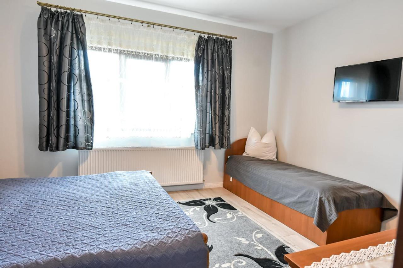Casa Nely Hotell Sighetu Marmaţiei Eksteriør bilde